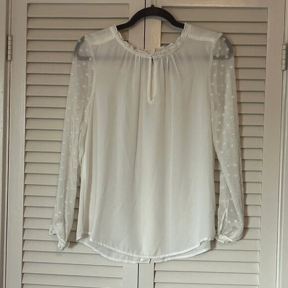 Anthropologie HD in Paris Josie Clipdot Blouse 4 white chiffon sleeves - Picture 2 of 10